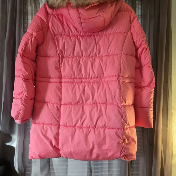 Stylish Warm Pink Talbot's Winter Coat - Picture 4 of 16
